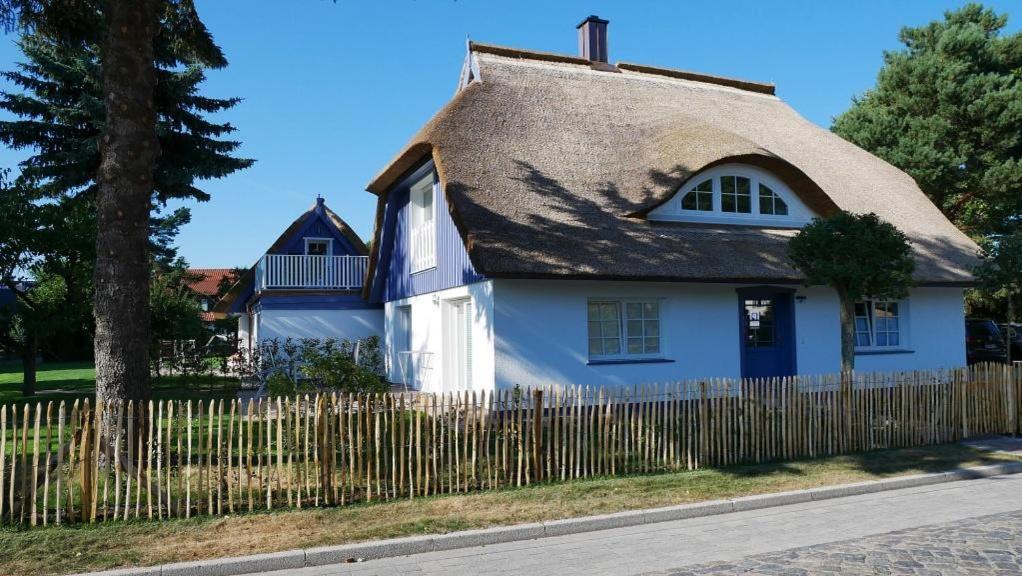 Kapitaenshaus Kammer 보른 외부 사진